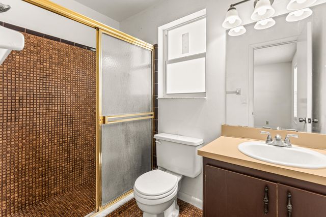 105 Banyan Circle, Jupiter, FL 33458