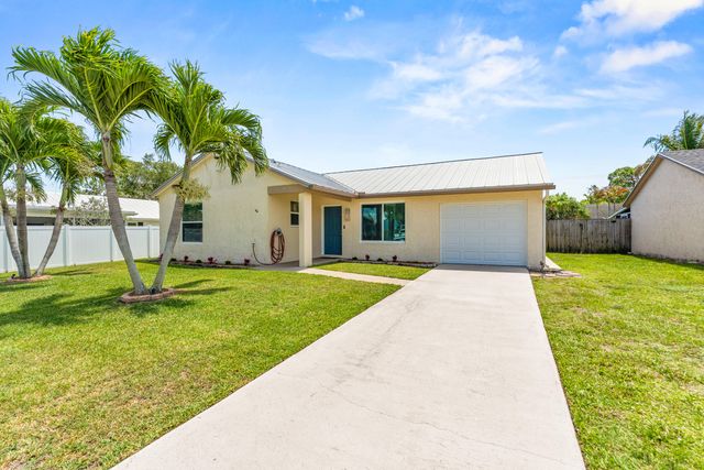 105 Banyan Circle, Jupiter, FL 33458