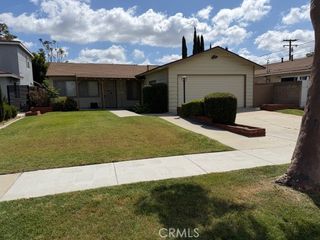 20626 Roseton, Lakewood, CA 90715