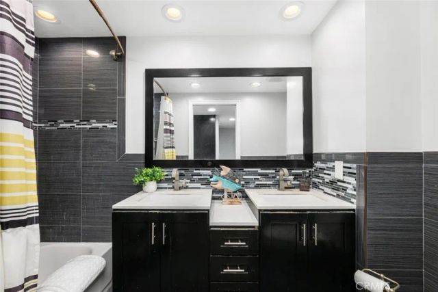 10018 Bloomfield, Cypress, CA 90630