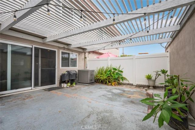 10018 Bloomfield, Cypress, CA 90630