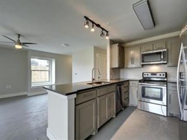 11805 Alpheus Ave B, Austin, TX 78759