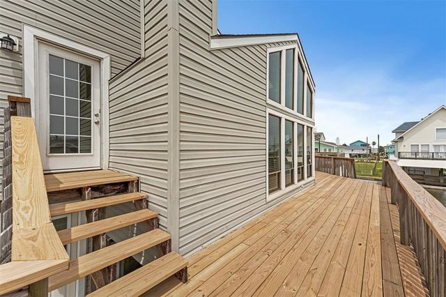 21812 Frio Drive, Galveston, TX 77554