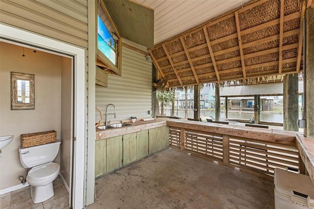 21812 Frio Drive, Galveston, TX 77554