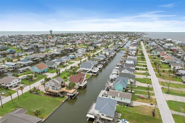 21812 Frio Drive, Galveston, TX 77554