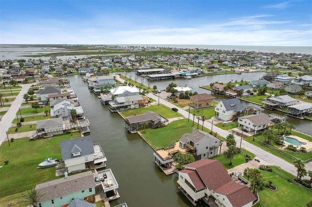 21812 Frio Drive, Galveston, TX 77554