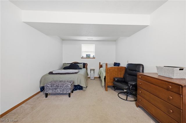 2003 Mahoning Road, Deerfield, OH 44411
