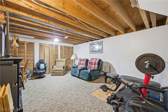 2003 Mahoning Road, Deerfield, OH 44411