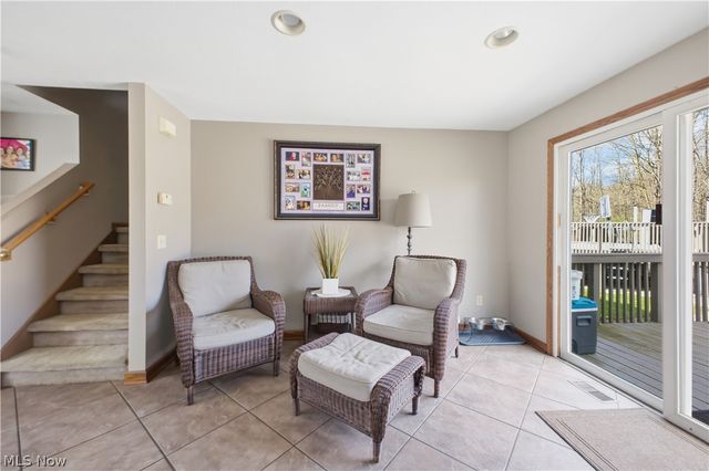 2003 Mahoning Road, Deerfield, OH 44411