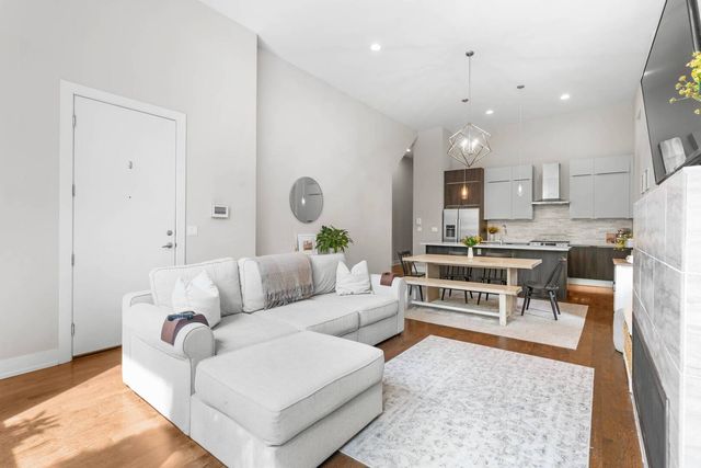 1522 W Cortez Street 1, Chicago, IL 60642