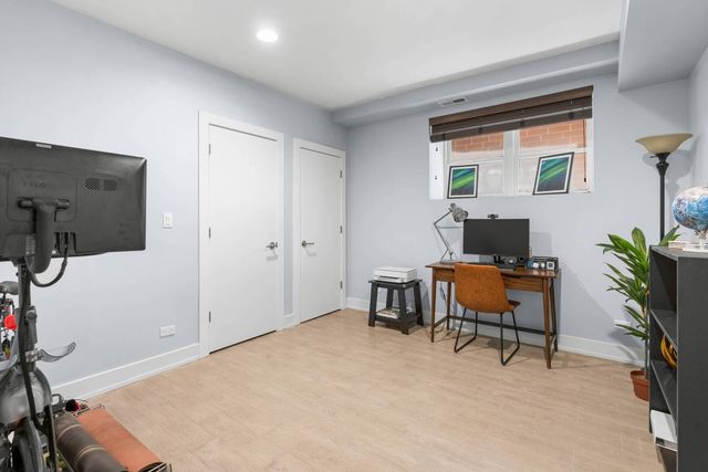 1522 W Cortez Street 1, Chicago, IL 60642