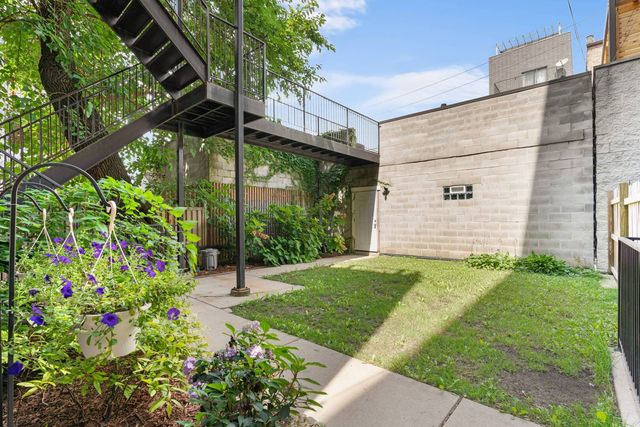 1522 W Cortez Street 1, Chicago, IL 60642