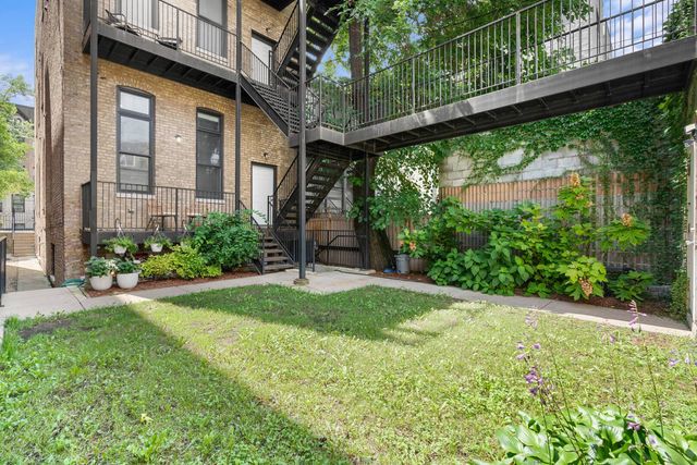 1522 W Cortez Street 1, Chicago, IL 60642
