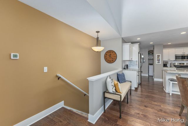 10187 E Crossroads Circle, Caledonia, MI 49316