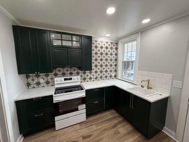 148 GLEN Avenue, Council Bluffs, IA 51503
