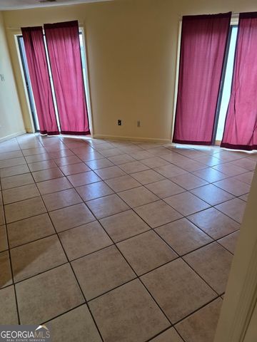89 Tiburon Court, Lithonia, GA 30038