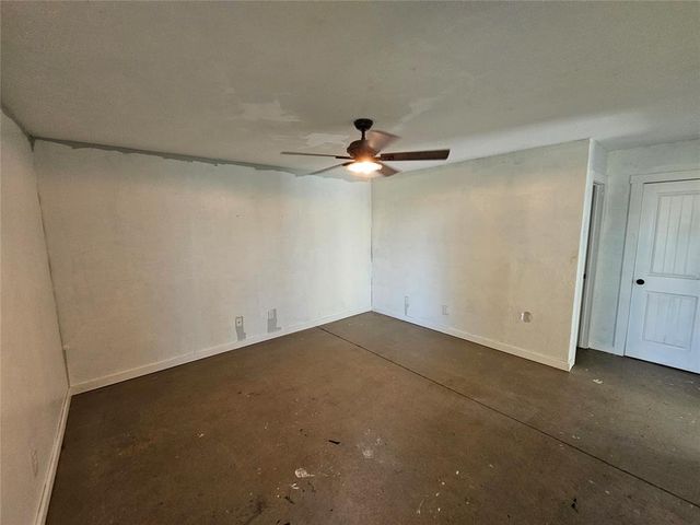 2800 NW 72nd Avenue, Norman, OK 73072