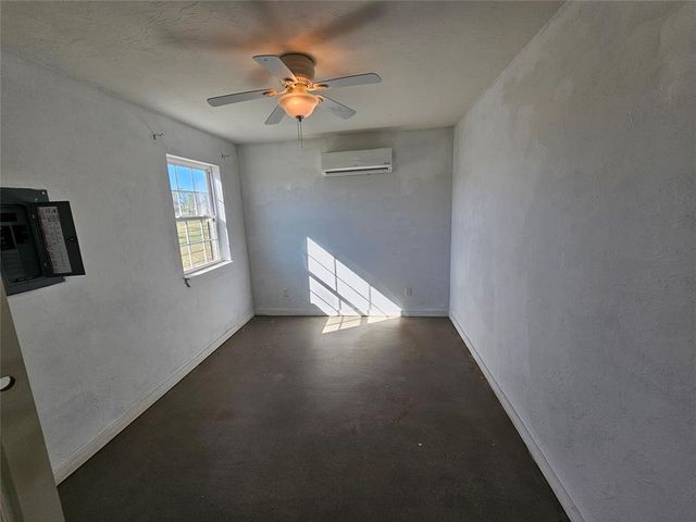 2800 NW 72nd Avenue, Norman, OK 73072