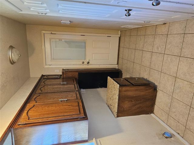 2800 NW 72nd Avenue, Norman, OK 73072