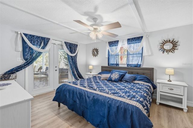 4339 50TH AVENUE S, St Petersburg, FL 33711