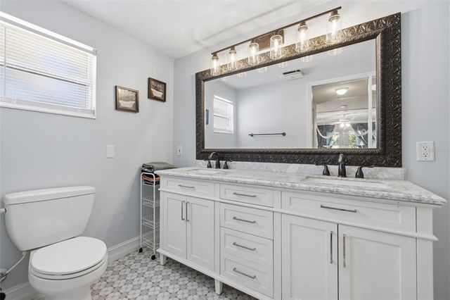 4339 50TH AVENUE S, St Petersburg, FL 33711