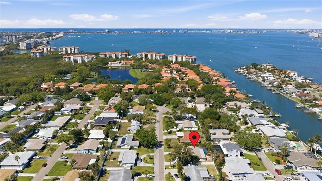 4339 50TH AVENUE S, St Petersburg, FL 33711