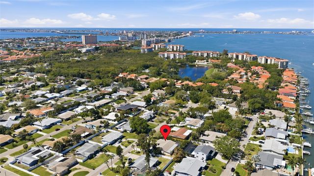 4339 50TH AVENUE S, St Petersburg, FL 33711