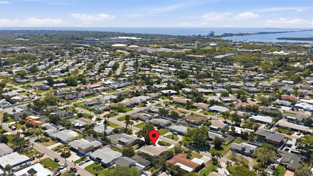 4339 50TH AVENUE S, St Petersburg, FL 33711