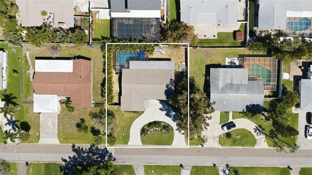 4339 50TH AVENUE S, St Petersburg, FL 33711