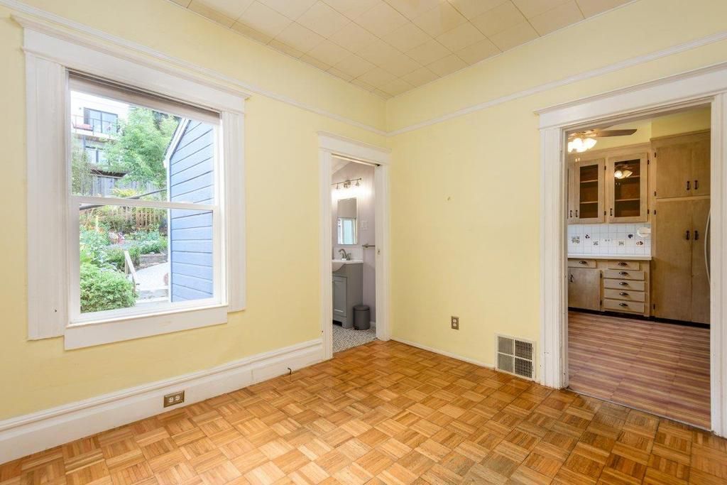 Image 11 of property listing at Address unavailable.