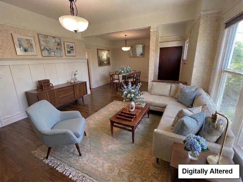 Image 5 of property listing at Address unavailable.