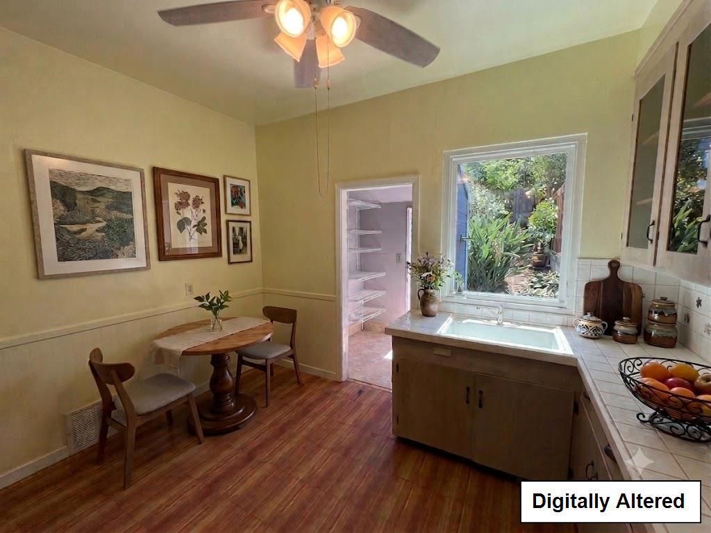 Image 8 of property listing at Address unavailable.