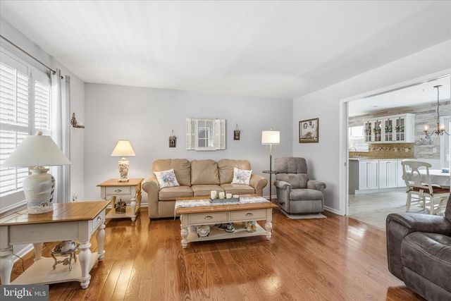 1013 BUCCANEER LANE, Manahawkin, NJ 08050