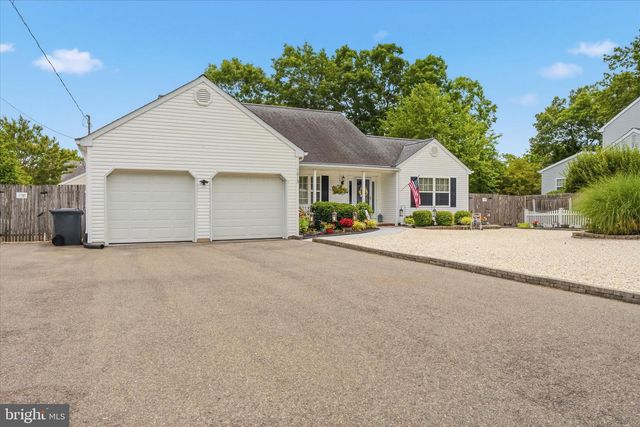 1013 BUCCANEER LANE, Manahawkin, NJ 08050