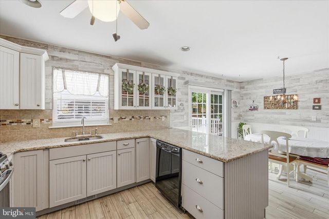 1013 BUCCANEER LANE, Manahawkin, NJ 08050