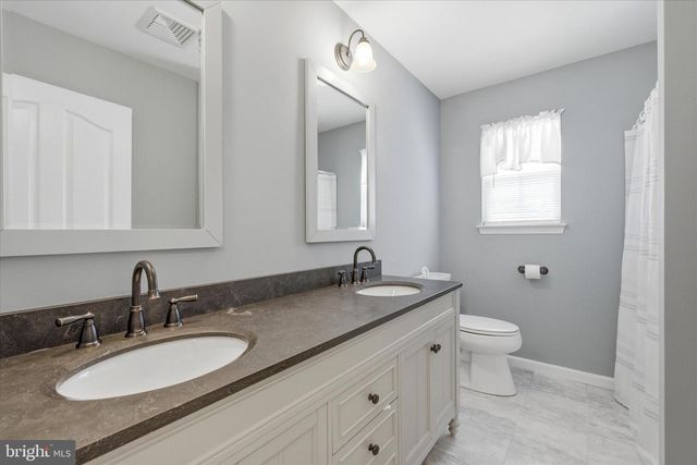 1013 BUCCANEER LANE, Manahawkin, NJ 08050