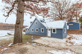 542 Oak Dale Drive, Chelsea, MI 48118