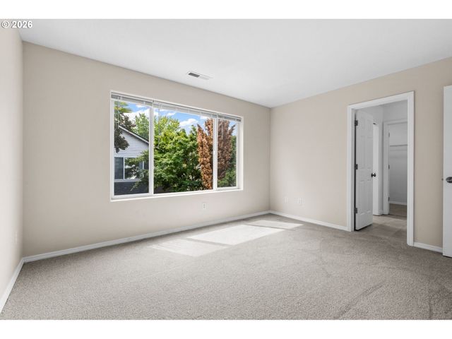 5016 Ne CANDLEWOOD Pl, Hillsboro, OR 97124