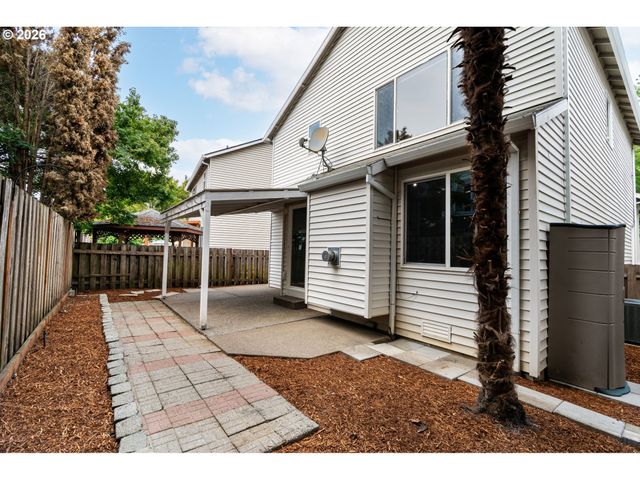 5016 Ne CANDLEWOOD Pl, Hillsboro, OR 97124