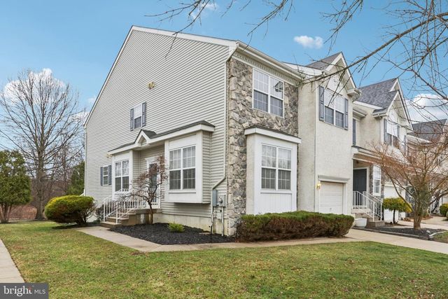 78 CHAPEL HILL RD, Mount Laurel, NJ 08054