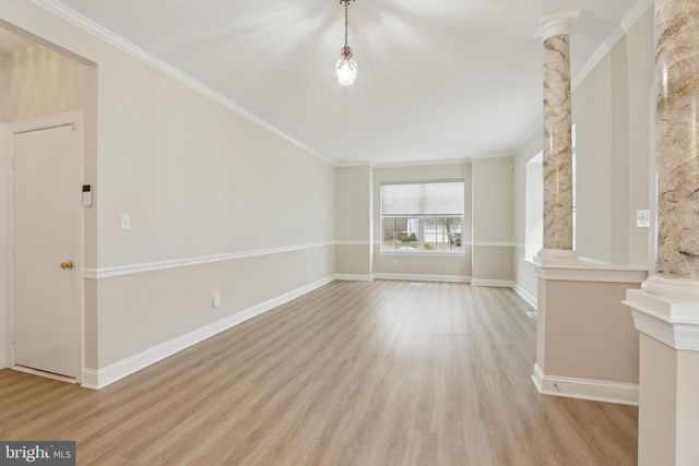 78 CHAPEL HILL RD, Mount Laurel, NJ 08054