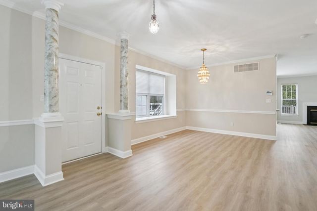 78 CHAPEL HILL RD, Mount Laurel, NJ 08054