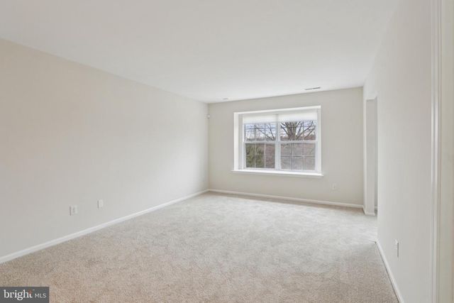 78 CHAPEL HILL RD, Mount Laurel, NJ 08054