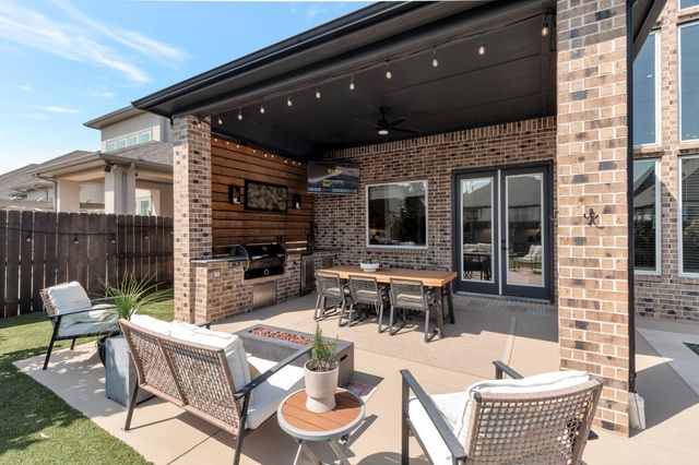 30511 Southpoint Way Court, Fulshear, TX 77441