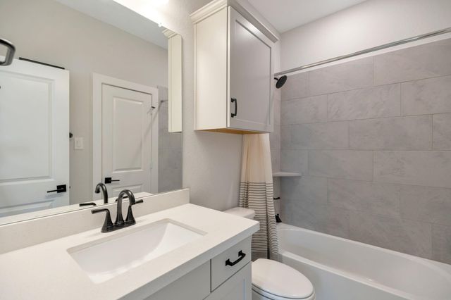 30511 Southpoint Way Court, Fulshear, TX 77441