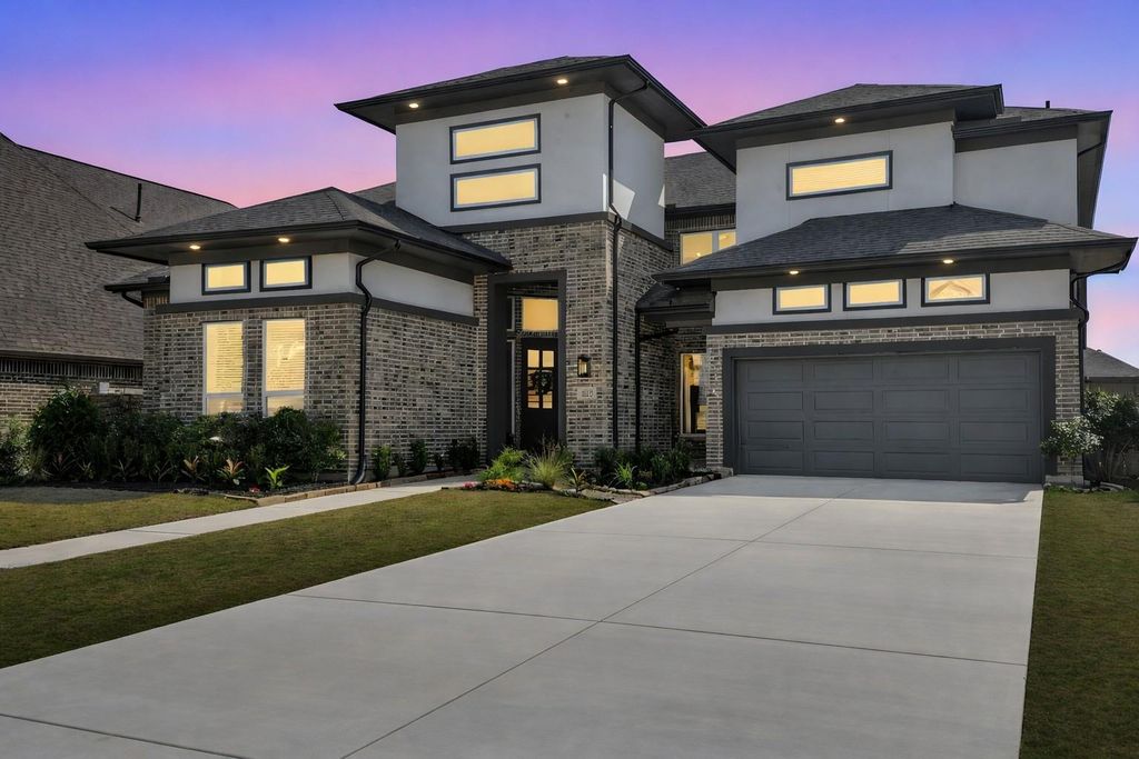 30511 Southpoint Way Court, Fulshear, TX 77441