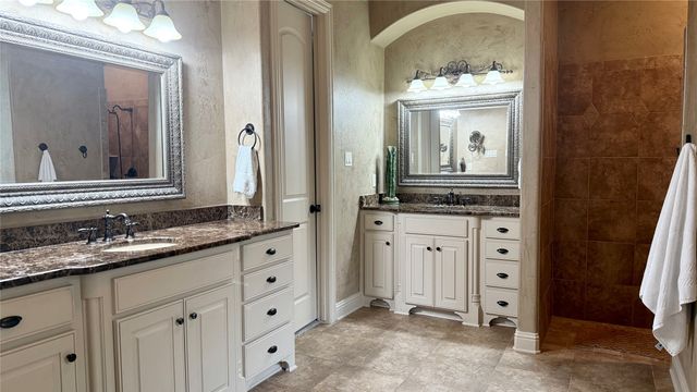 4 Raven Circle, Heath, TX 75032