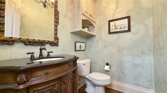 4 Raven Circle, Heath, TX 75032