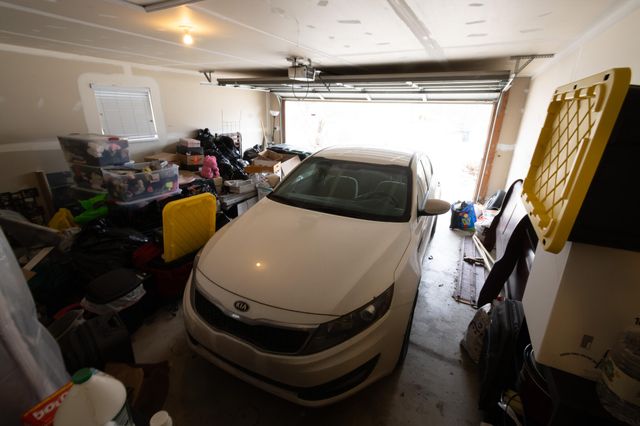 130 Polly Lane, Hobart, IN 46342