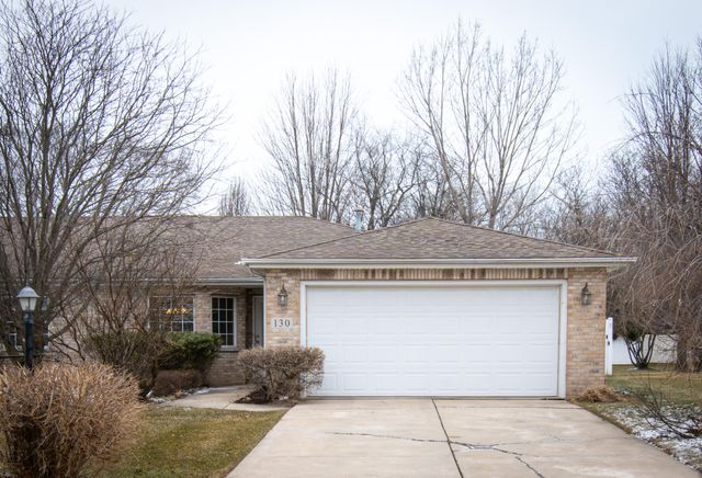 130 Polly Lane, Hobart, IN 46342